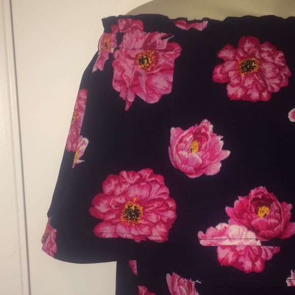 Mud Pie Floral Print Off The Shoulder Dress - Picture 4 of 9